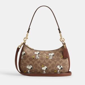 Coach X Peanuts Teri Shoulder Bag In Signature Canvas With Snoopy Print